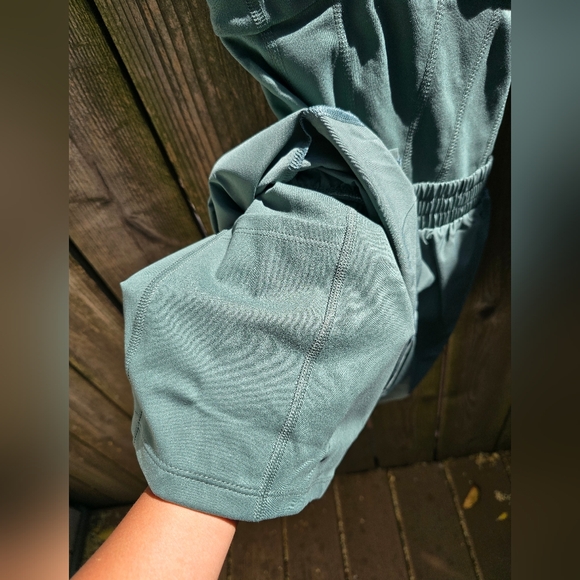 NWT VS Pink Ultimate Runsie - Picture 6 of 8